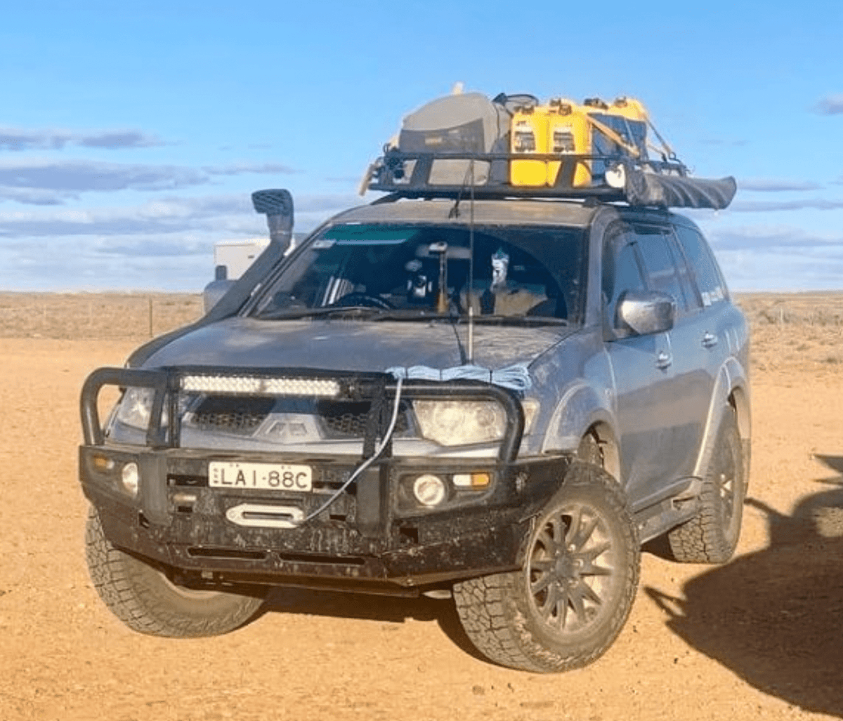 Rockarmor Premium Steel Bullbar - Mitsubishii Triton Challanger Pb / Pc 2009-2015 (Bumper Cut)