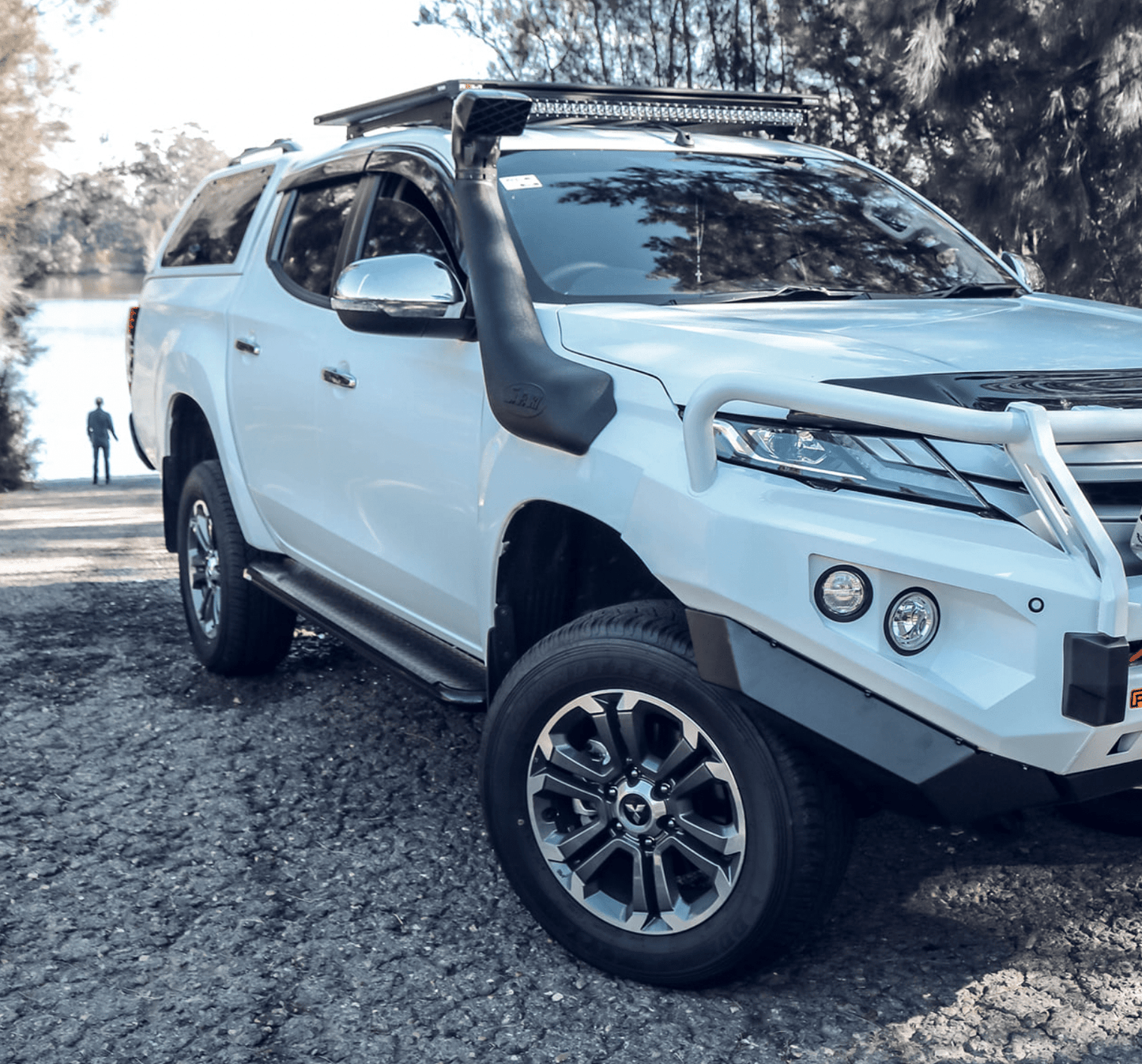 Rockarmor Steel Rockslider Side Steps - Mitsubishii Triton MR 12/2018 - 02/2024