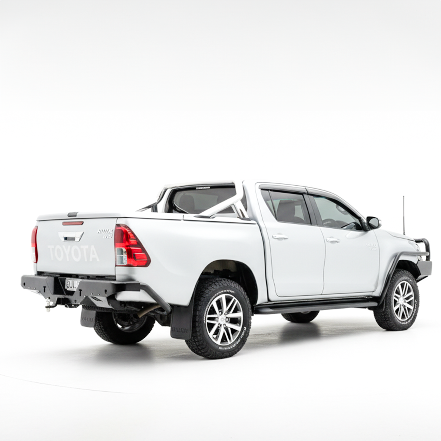 Rockamor Elite Steel Rear Step / Towbar - Toyota Hilux N80 2015+