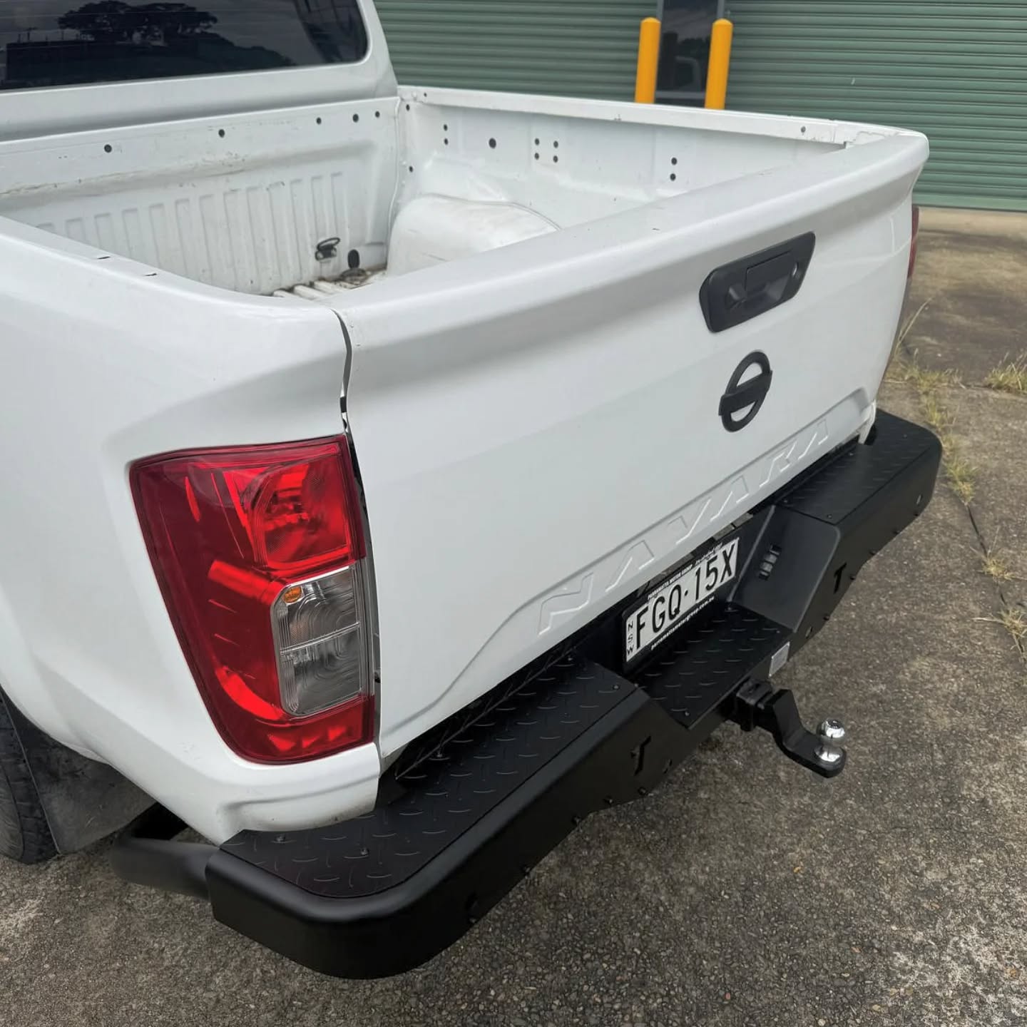 Rockamor Elite Steel Rear Step / Towbar - Nissan Navara Np300 D23 2015-2020