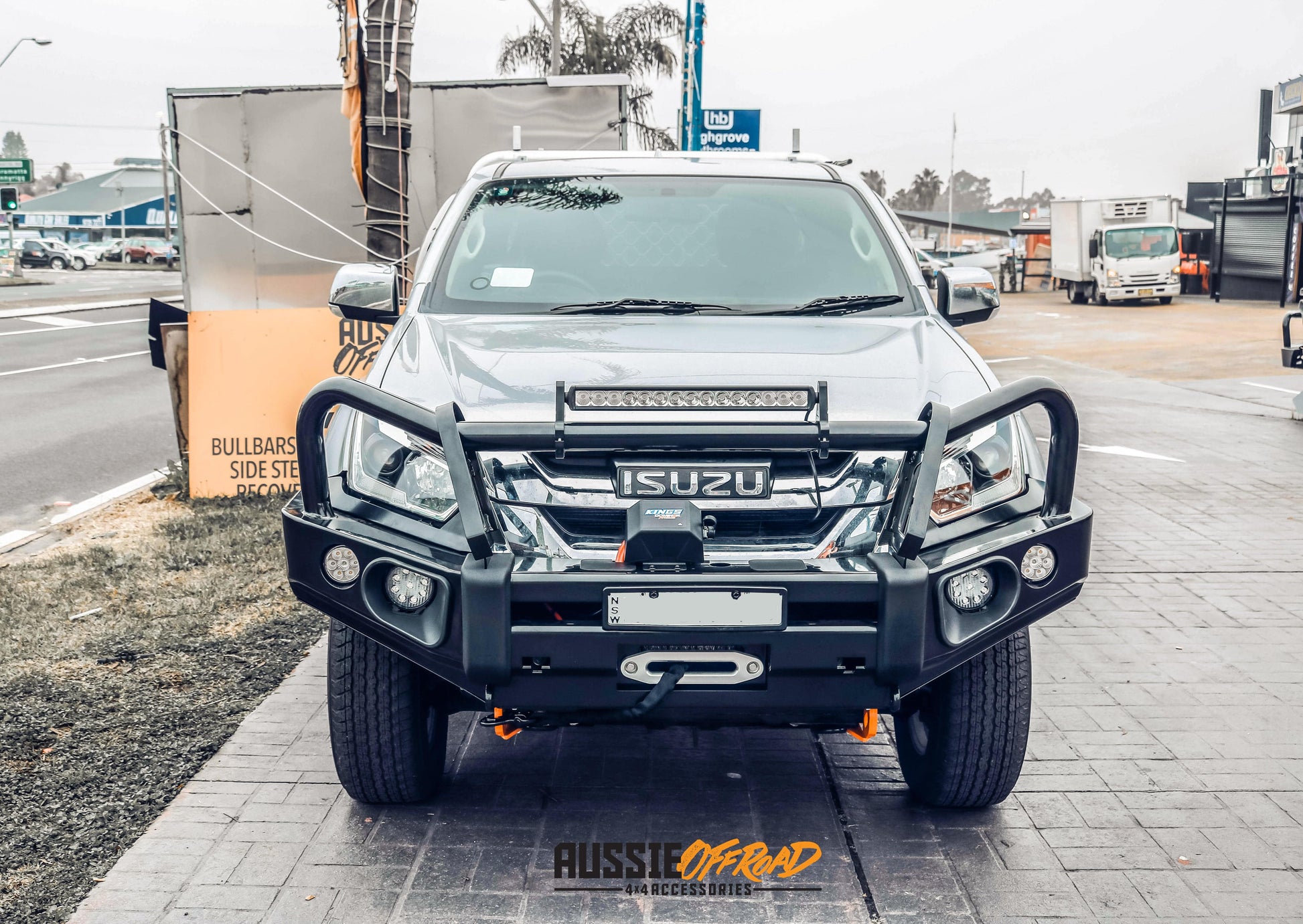 Rockarmor Elite Hoop Steel Bullbar - Isuzu Dmax 01/2017-07/2020 (Bar Replacement Eyebrows)