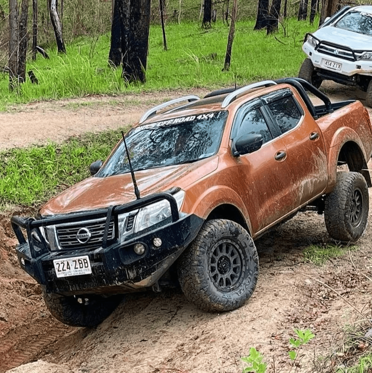 Rockarmor Elite Hoop Steel Bullbar - Nissan Navara Np300 D23 2015-2020 (Full Bar Replacement)