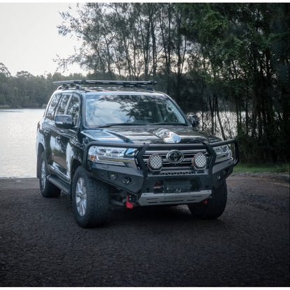 Black Toyota Land Cruiser with aftermarket steel hoop bull bar in Rockarmor Gt Steel Hoop Bullbar Combo Pack
