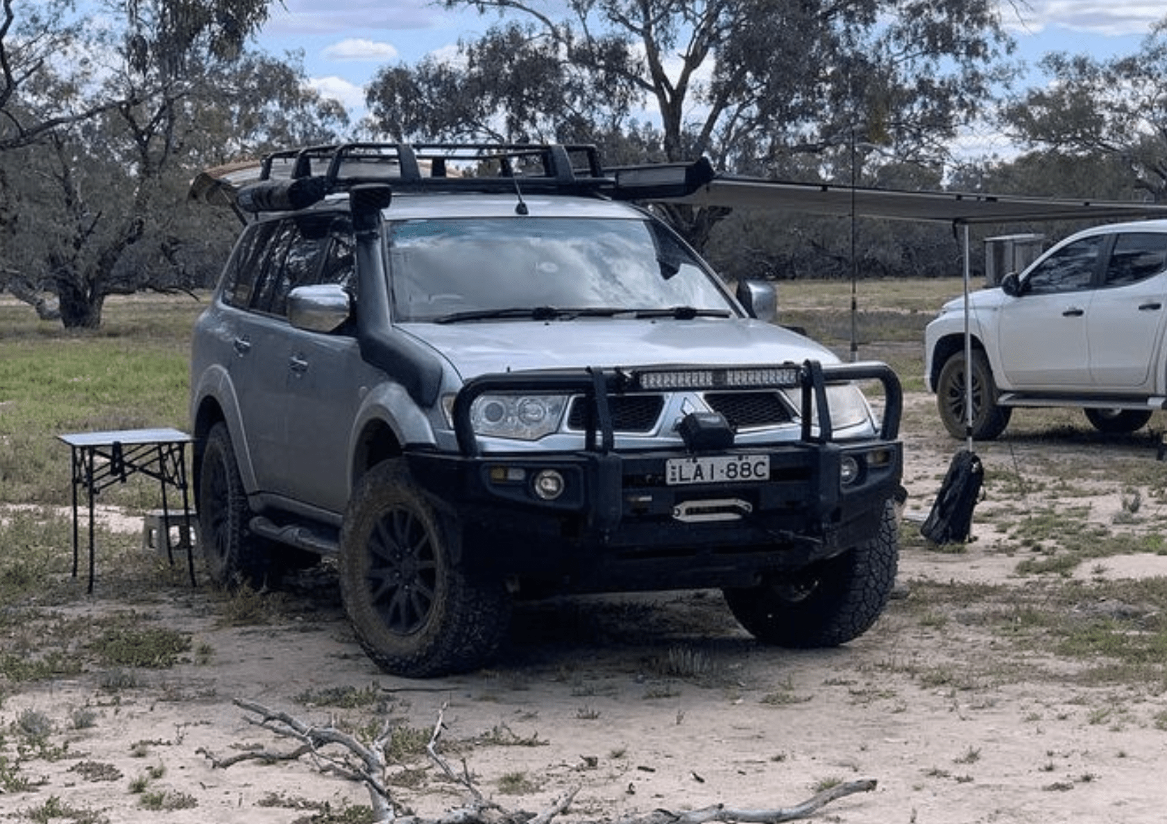 Rockarmor Premium Steel Bullbar - Mitsubishii Triton Challanger Pb / Pc 2009-2015 (Bumper Cut)