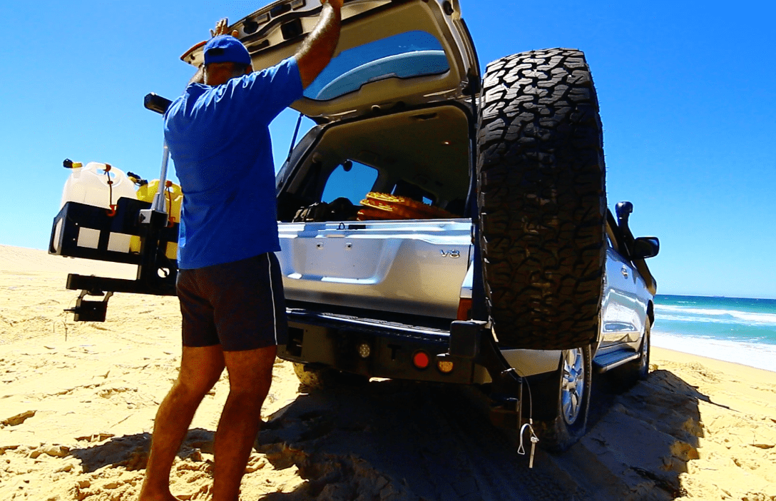 Rockarmor Steel Dual Wheel Carrier - Toyota Landcruiser Fj200 2008 To Current (With Built In Towbar)