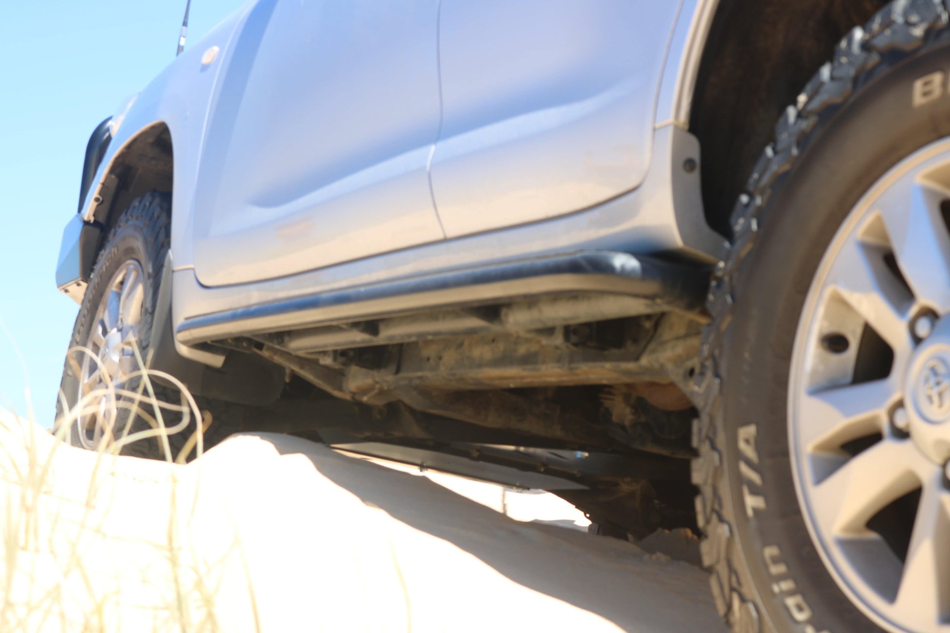 Rockarmor Steel Rockslider Side Steps - Toyota Landcruiser 200 Series 2007-2021