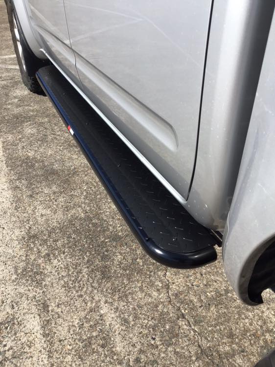 Rockarmor Steel Rockslider Side Steps - Nissan Navara D40