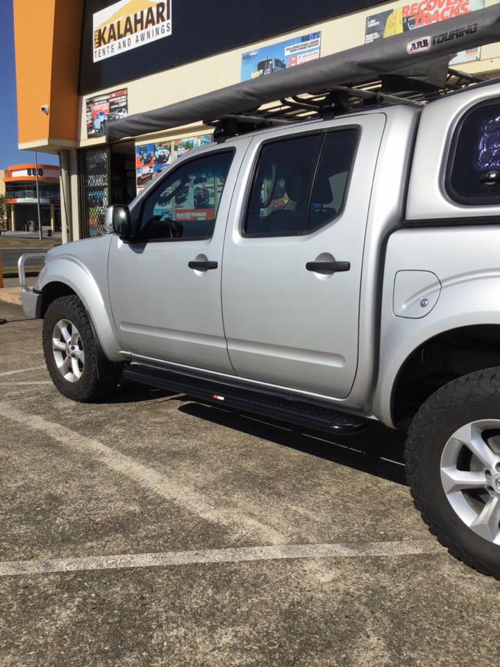 Rockarmor Steel Rockslider Side Steps - Nissan Navara D40