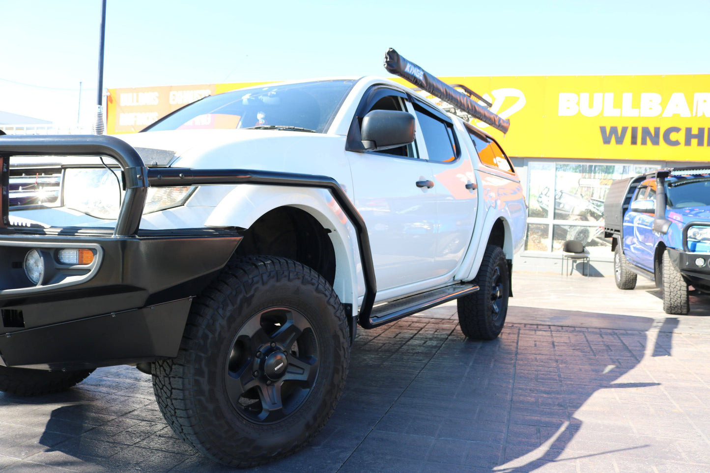Rockarmor Steel Rockslider Side Steps - Mitsubishii Triton ML/MN 2006 - 2015